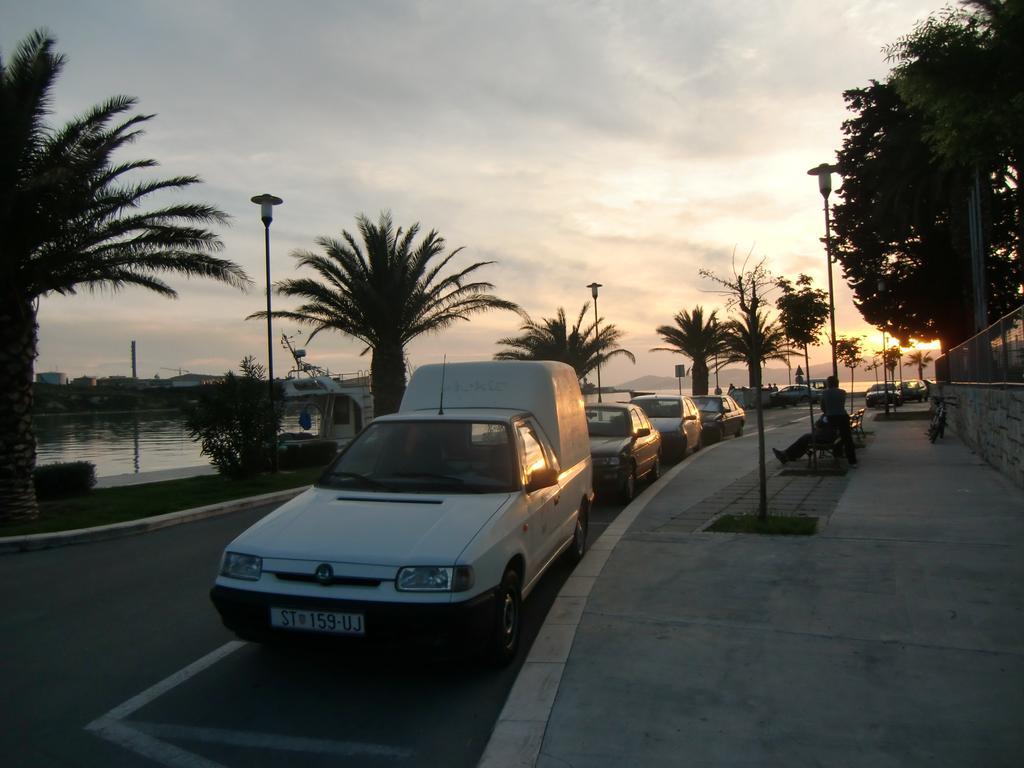 Apartments Mali Raj Vranjic Екстериор снимка