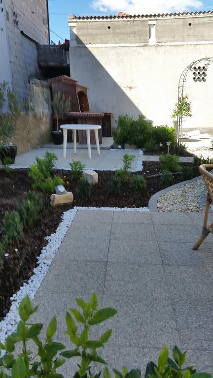 Apartments Mali Raj Vranjic Стая снимка