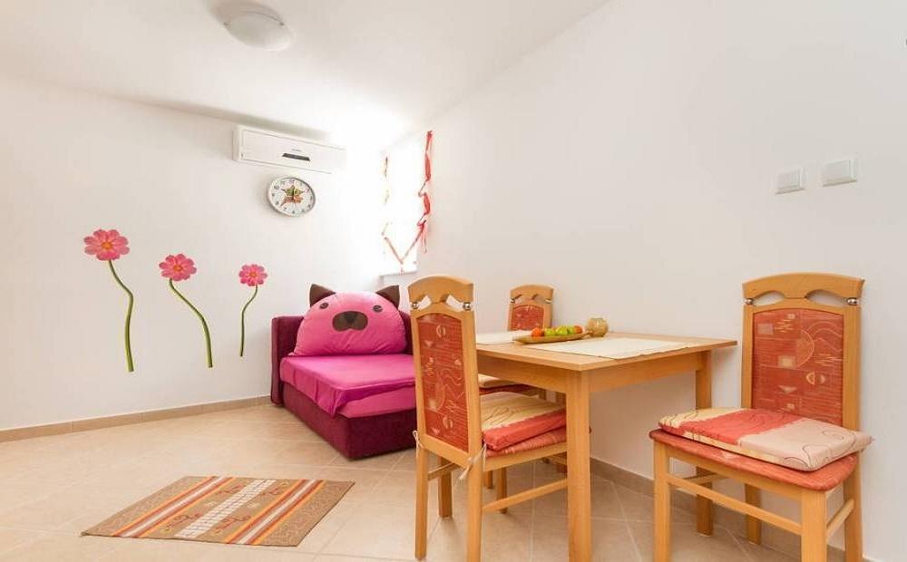 Apartments Mali Raj Vranjic Екстериор снимка