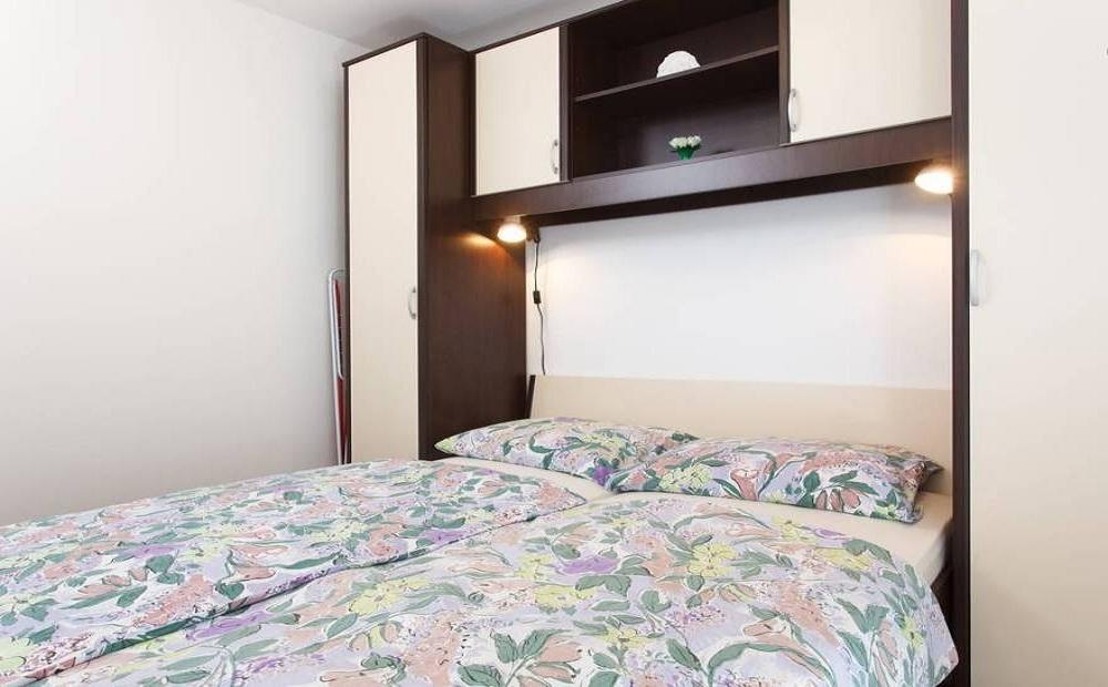 Apartments Mali Raj Vranjic Екстериор снимка